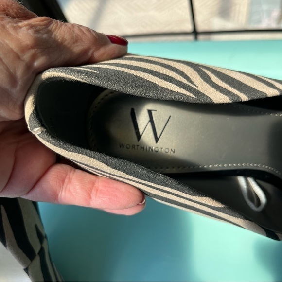 Worthington Zito Faux Suede Zebra High Heel Pumps 9 - Picture 6 of 10